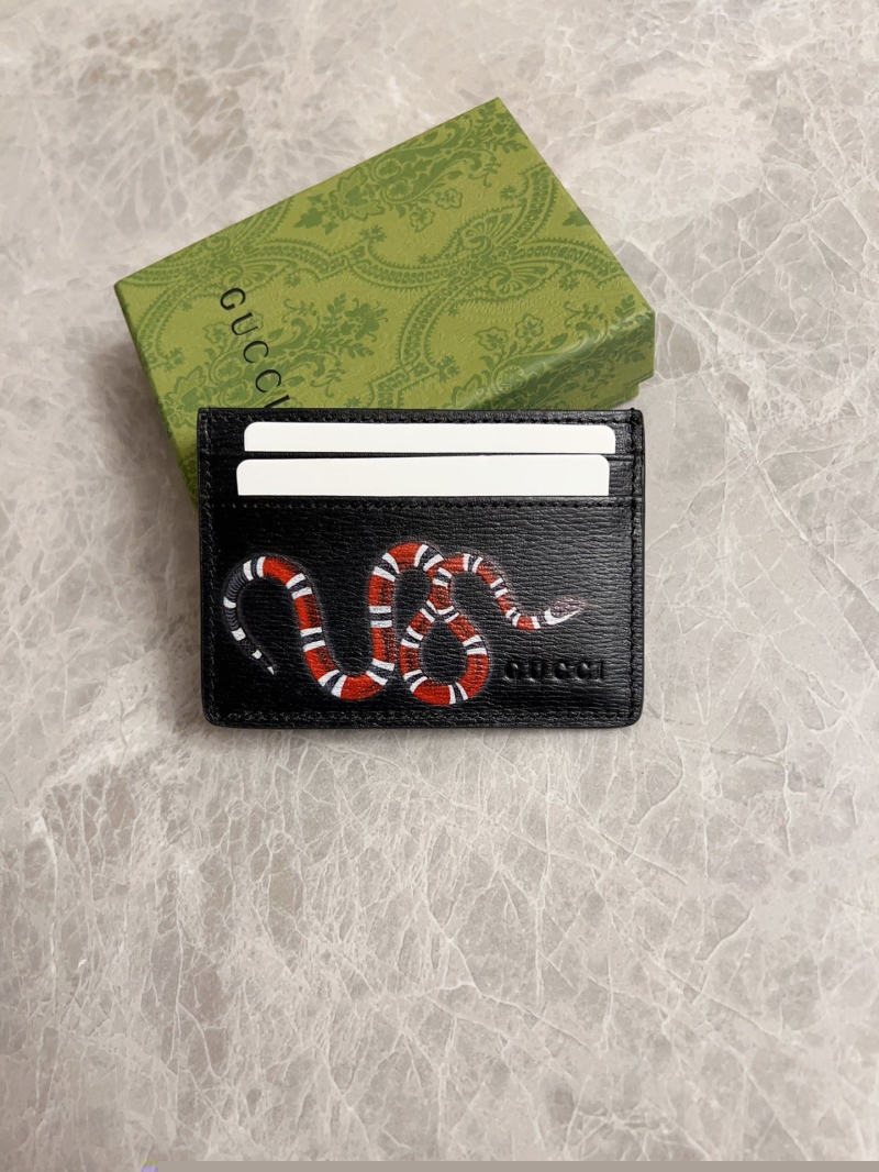 G*u*i wallets & purse